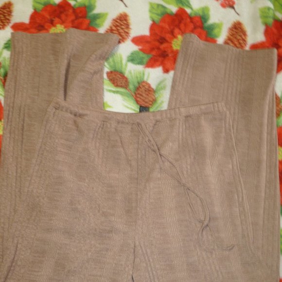 Relaxed Fit Set: Long Sleeve Crop Top Drop Shoulder & Wide pants NOWT Sz 6 M - Picture 7 of 12